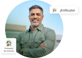 Chica visionando su proxima casa con su préstamo LAFISE